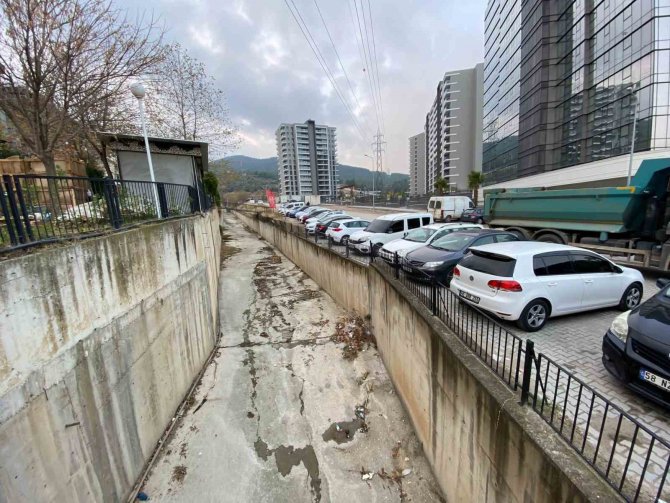 Taşkın Riskine Karşı Dere Temizliği