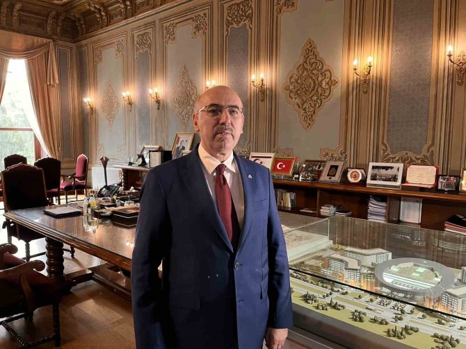 İ̇stanbul Üniversitesinin Hasdal’daki Hastane Binası Havadan Görüntülendi