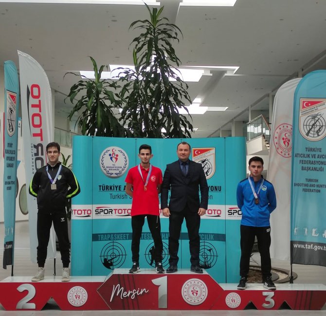 Furkan Esat Özdin Mersin’de 3’üncü Oldu