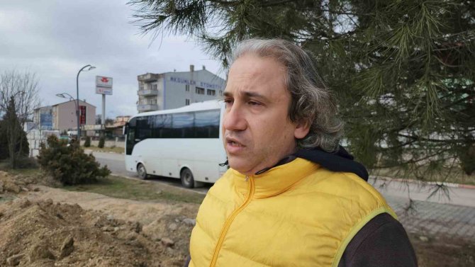 Açılışa Hazırlanan Karayolunun Aydınlatma Hattının Elektrik Kablolarını Çaldılar