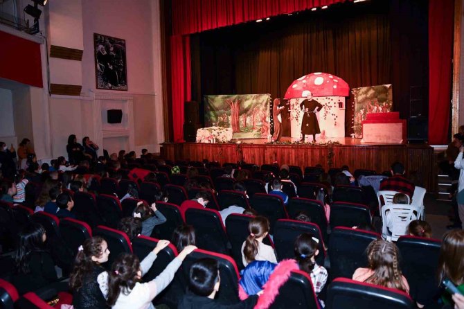 2 Bin 700 Çocuk Tatilin Tadını Tepebaşı’nda Çıkarttı