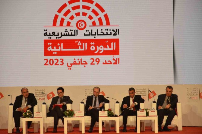 Tunus’ta Parlamento Seçimlerine Katılım Oranı Yine Düşük Oldu