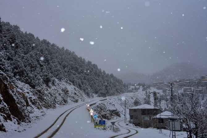 Kızıldağ Yaylası Beyaza Büründü