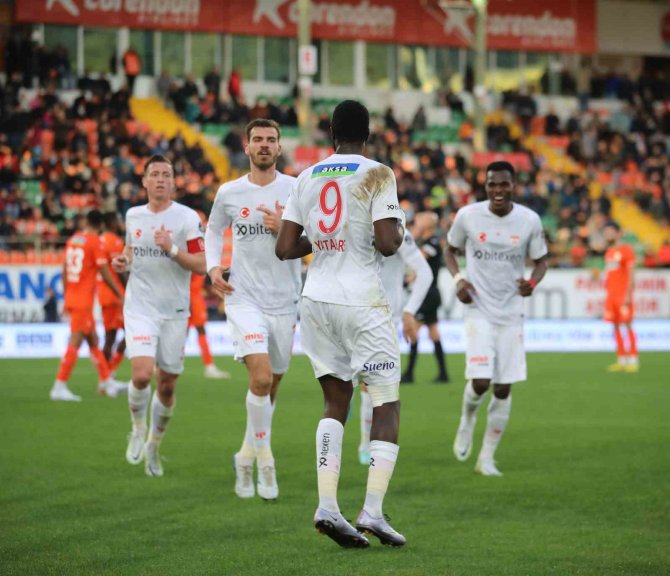 Yiğidolar Ligde 5. Galibiyetini Aldı