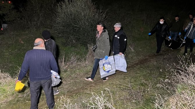 Zeytin Bahçesinde Kafatası Ve Kemik Parçaları Bulundu
