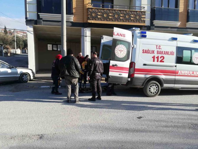 Otomobil İle Motosiklet Çarpıştı: 1 Ölü