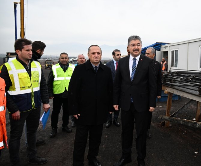 Vali Yılmaz, Otoban Bağlantı Yolu Yapım Çalışmalarını İnceledi