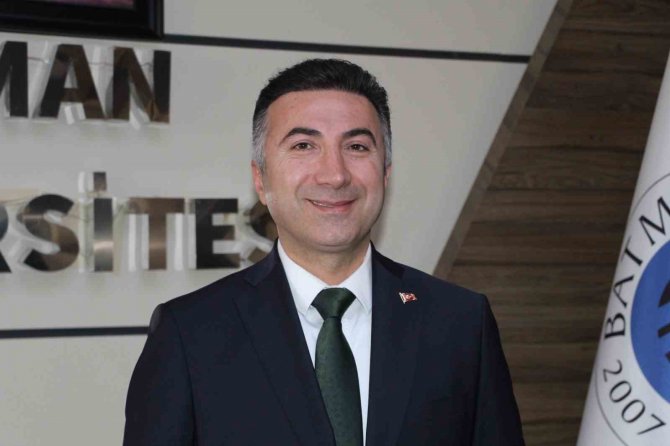 Rektör Demir: "Davos’tan Sonra Türkiye’de İlk Defa Batman Üniversitesinde Gerçekleştiriliyor"
