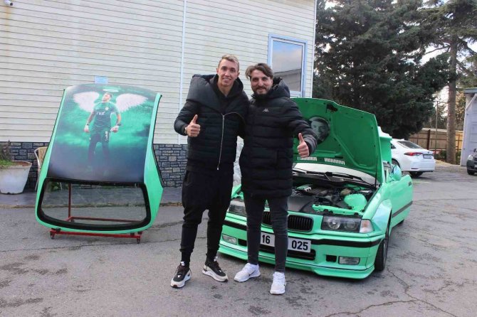 Muslera’ya Müthiş Sürpriz
