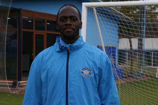 Vincenzo Montella: "Adana Demirspor’u İleriye Götürmek İçin Elimizden Gelen Her Şeyi Yapacağız"