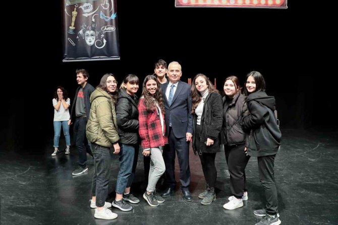 Bu Şehirde Gençlerin Üniversite Sınav Ücreti Yok