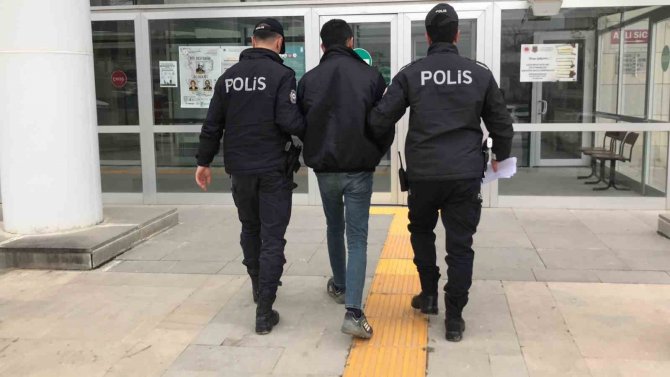 25 Suç Kaydı Bulunan Şüpheli, Hırsızlık Sonrası Yakalandı