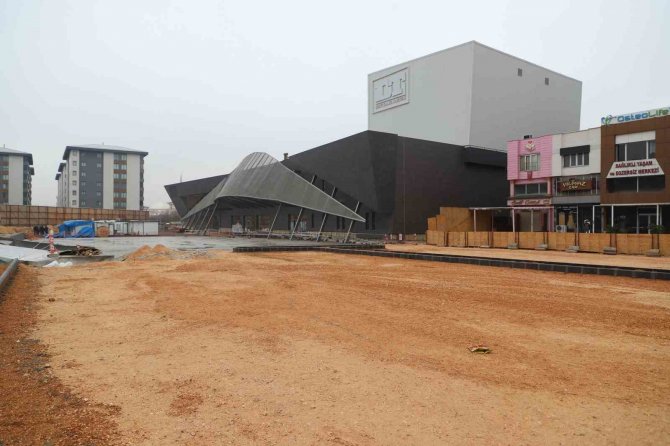 Devlet Tiyatrosu Şehitkamil Sahnesinde Sona Gelindi