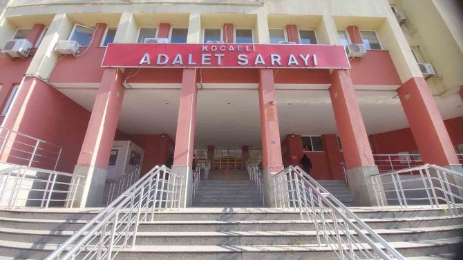 Define İçin Öldürüldüğü İddia Ediliyordu, Yargılanan Karı Koca Beraat Etti