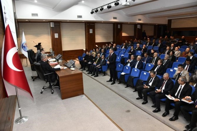 Vali Pehlivan: "Mersin’de 2022 Yılında 726 Projeye Yürütüldü"