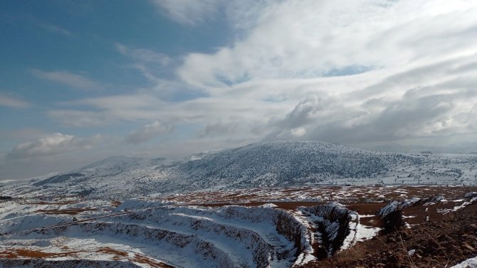 Karaçam’dan Seyrine Doyumsuz Kar Manzaraları