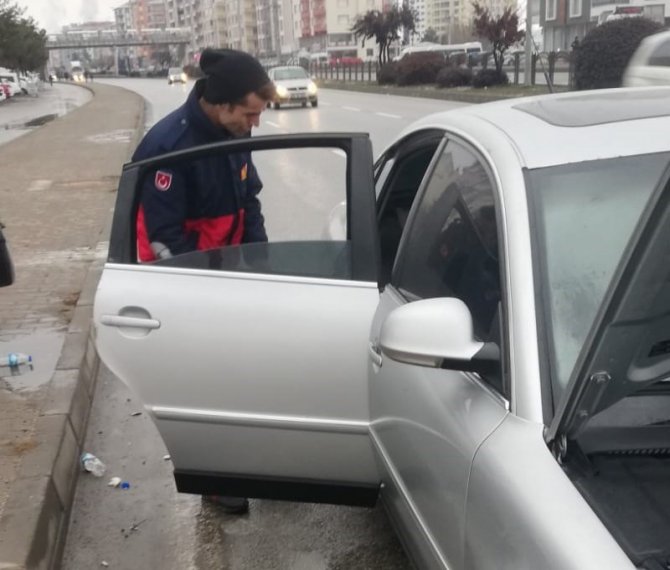 Seyir Halindeki Otomobil Alev Aldı