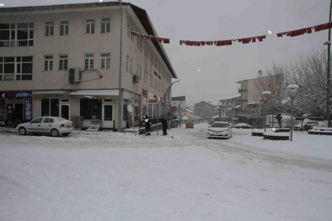 Malazgirt’te Kar Yağışı