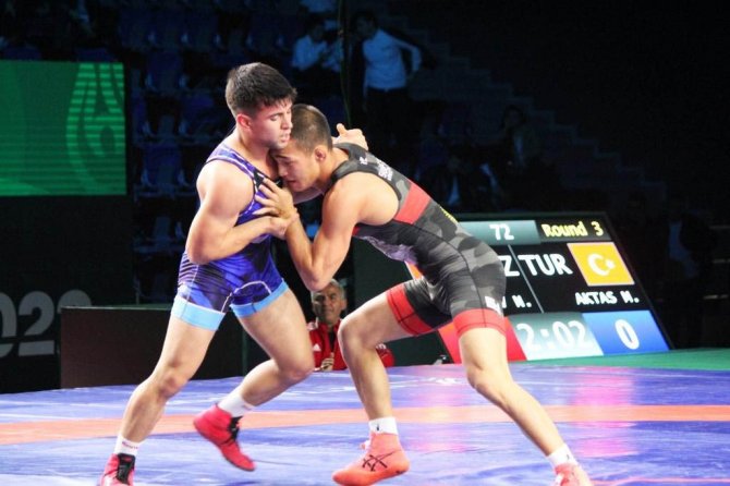 Sakarya’ya Milli Gururu Yaşattılar: Büyükşehir Tam 54 Madalya Topladı