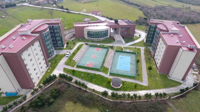 Sinop’ta Yurtlara Başvuran Tüm Öğrencilere Barınma İmkânı