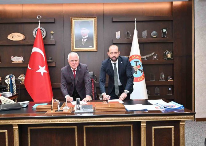 Soma Belediyesinde Maaşlar En Düşük 11 Bin 600 Tl’ye Çıkarıldı