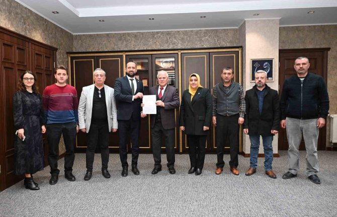 Soma Belediyesinde Maaşlar En Düşük 11 Bin 600 Tl’ye Çıkarıldı