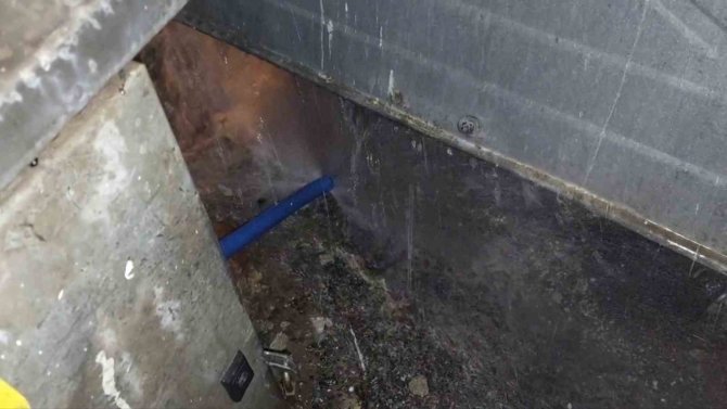 Tekirdağ’da Su Patlağı Sokağı Dereye Çevirdi