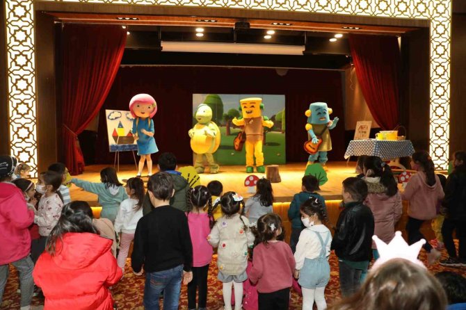 Yüreğir Belediyesinden Çocuk Şenliği