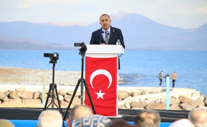 Milletvekili Arvas: “Van Altın Dönemini Yaşıyor”