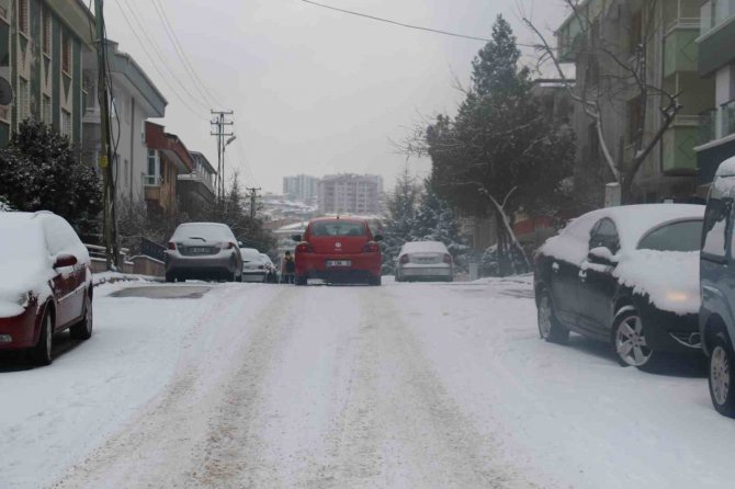 Başkent’te Kar Yağışı Etkili Oldu