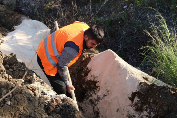 Serik, Şatırlı Mahallesi’nin Yeni İçme Suyu Hattı Tamamlandı