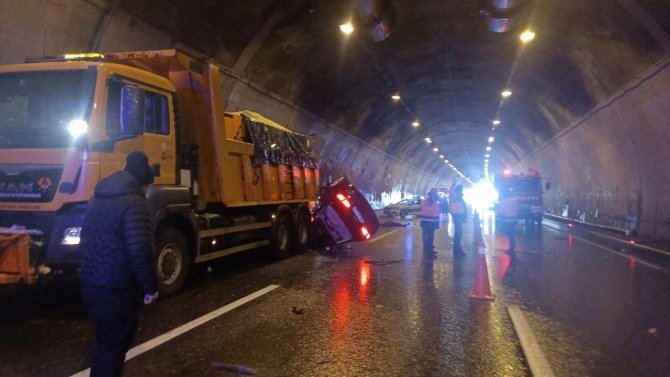 Bolu Dağı Tüneli’nde 4 Aracın Karıştığı Zincirleme Kaza: 1 Ölü