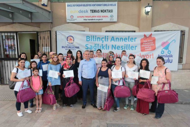 Hamilelik Okulu Ve Evlilik Okulu Kayıtları Sürüyor