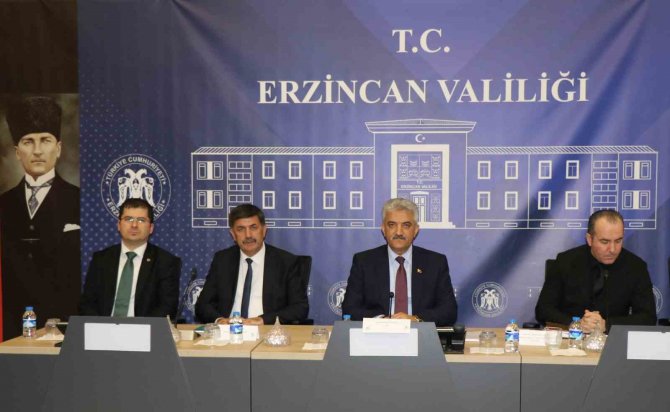Kuraklık Ve Yağış Azlığının Etkisiyle Erzincan Barajı’nın Su Seviyesi Yüzde 26,78’e Düştü