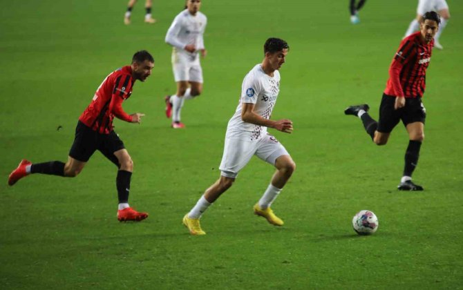 Spor Toto Süper Lig: Gaziantep Fk: 1 - A. Hatayspor: 1 (İ̇lk Yarı)