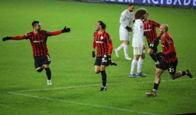 Spor Toto Süper Lig: Gaziantep Fk: 4 - A. Hatayspor: 1 (Maç Sonucu)