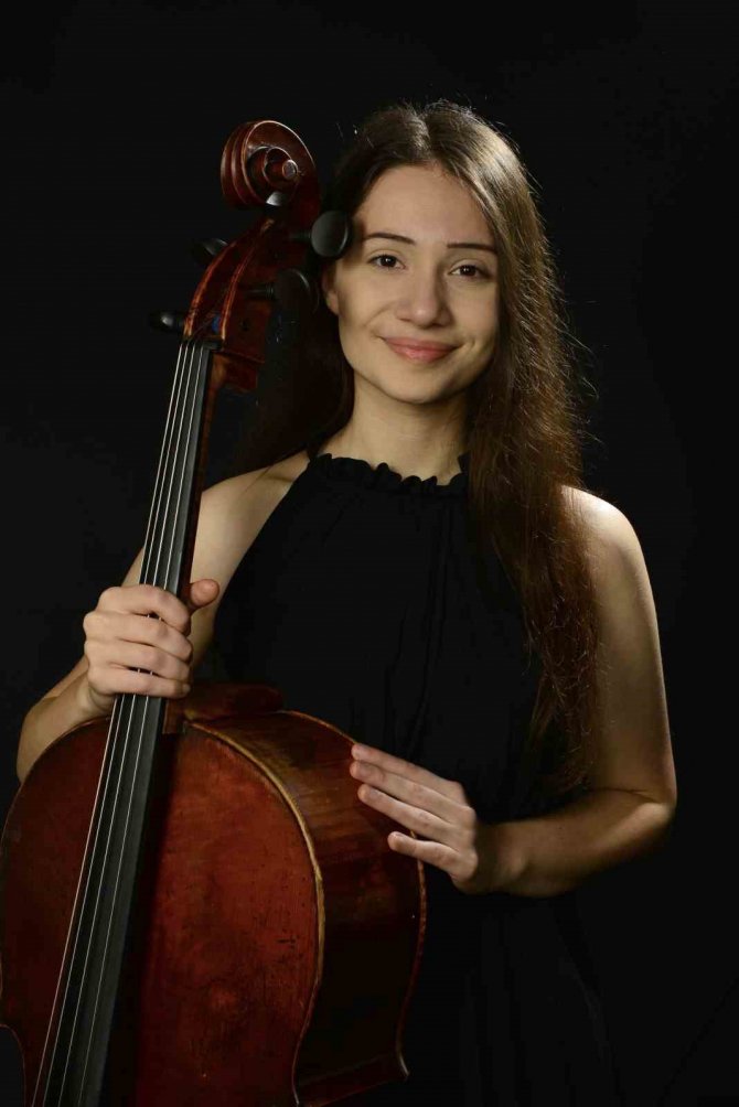 İ̇ş Sanat’ın Parlayan Yıldızları Konserleri Devam Ediyor