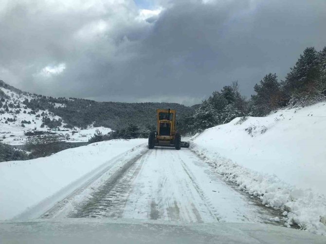Gürsu Belediyesi Kar Mesaisine Başladı
