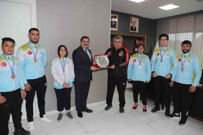 Haliliyeli Sporcular Şampiyonaya Damga Vurdu