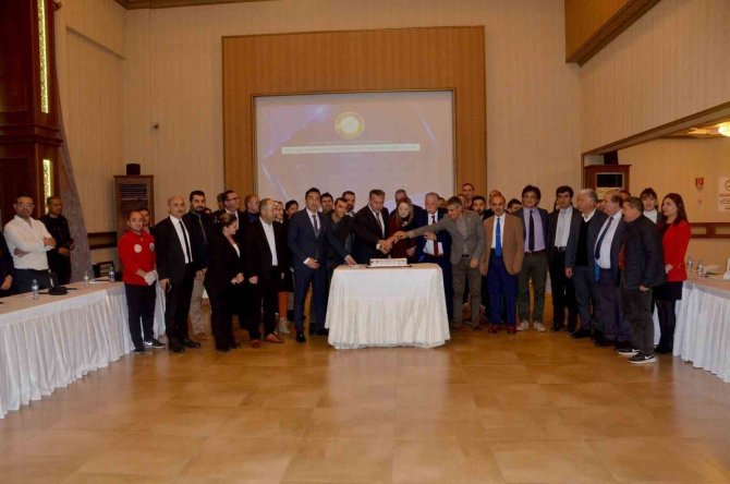 Koca: "Vatandaşlarımızın İsteyip De Bizim Açmayacağımız Kurs Yok"