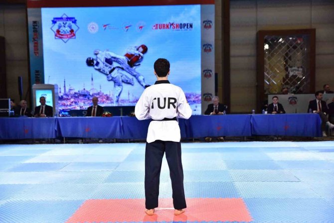 8. Wt Başkanlık Kupası’nın İlk Gününde Türk Sporculardan 17 Madalya