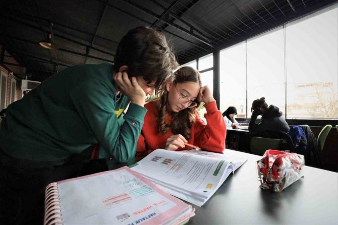 Başiskele’nin İlk Halk Kütüphanesi: Kitaphane