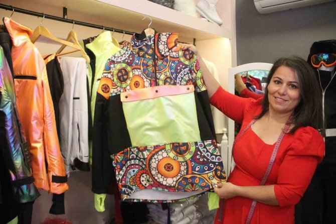 Patronunun "Sana Kim İş Verir" Sözüne İnat Dünyaya Satış Yapıyor