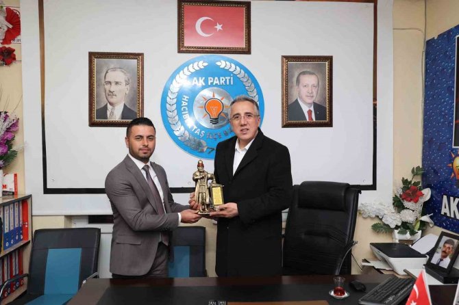 Başkan Savran; Ak Parti Hacıbektaş İlçe Yönetim Kurulu Toplantısına Katıldı