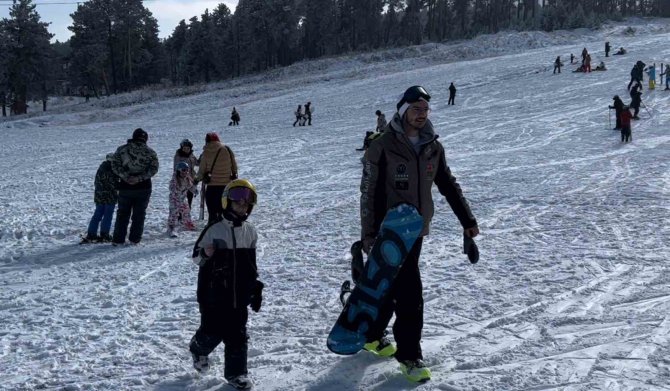 Sarıkamış Kayak Merkezi Doldu Taştı
