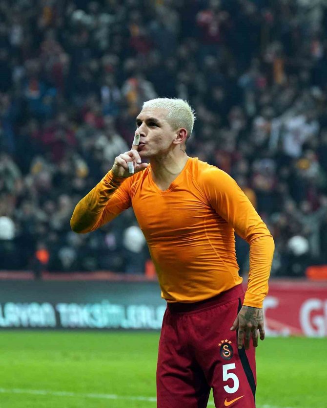 Galibiyet 3’lüsü Lucas Torreira’dan