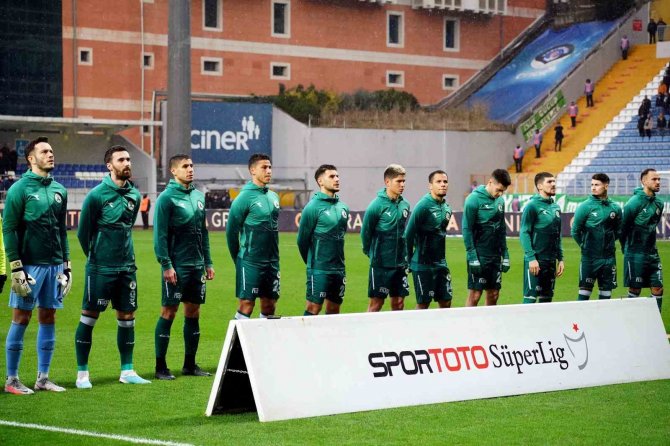 Spor Toto Süper Lig: Kasımpaşa: 3 - Giresunspor: 1 (İ̇lk Yarı)