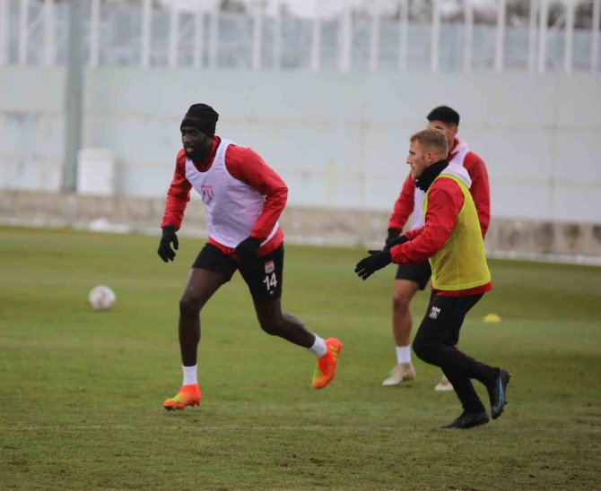 Sivasspor’da Beşiktaş Maçı Hazırlıkları Başladı