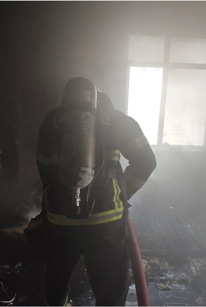 Tekirdağ’da Bir Evde Elektrik Kontağından Yangın Çıktı