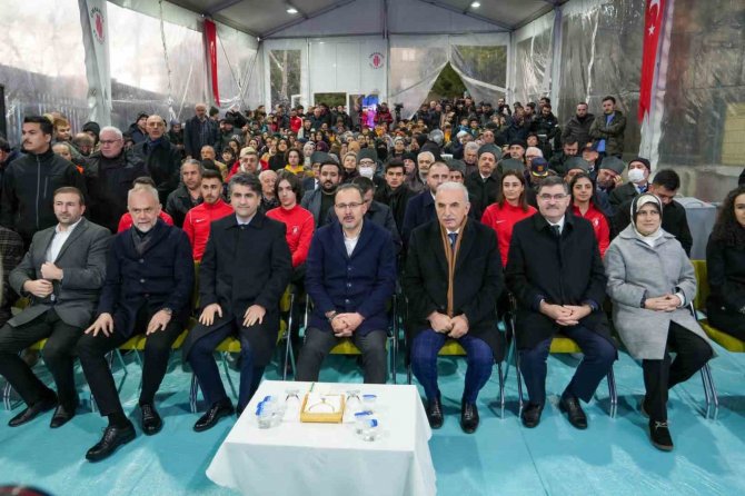 Gençlik Ve Spor Bakanı Kasapoğlu: "Birileri Beceremezsiniz Dediler, Hamdolsun Başardık”